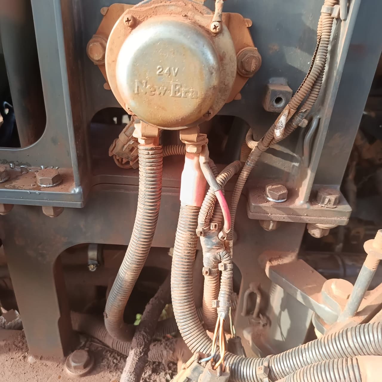 Componente elétrico do motor com cabos e chicote conectados